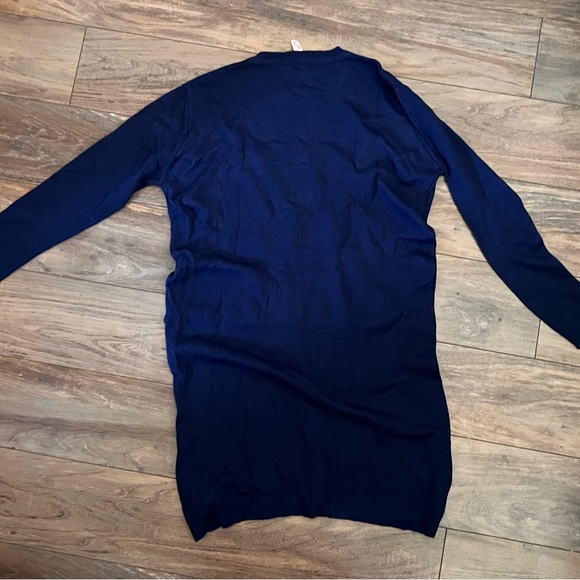 Pretty Long Princess Sweater - Picture 4 of 5